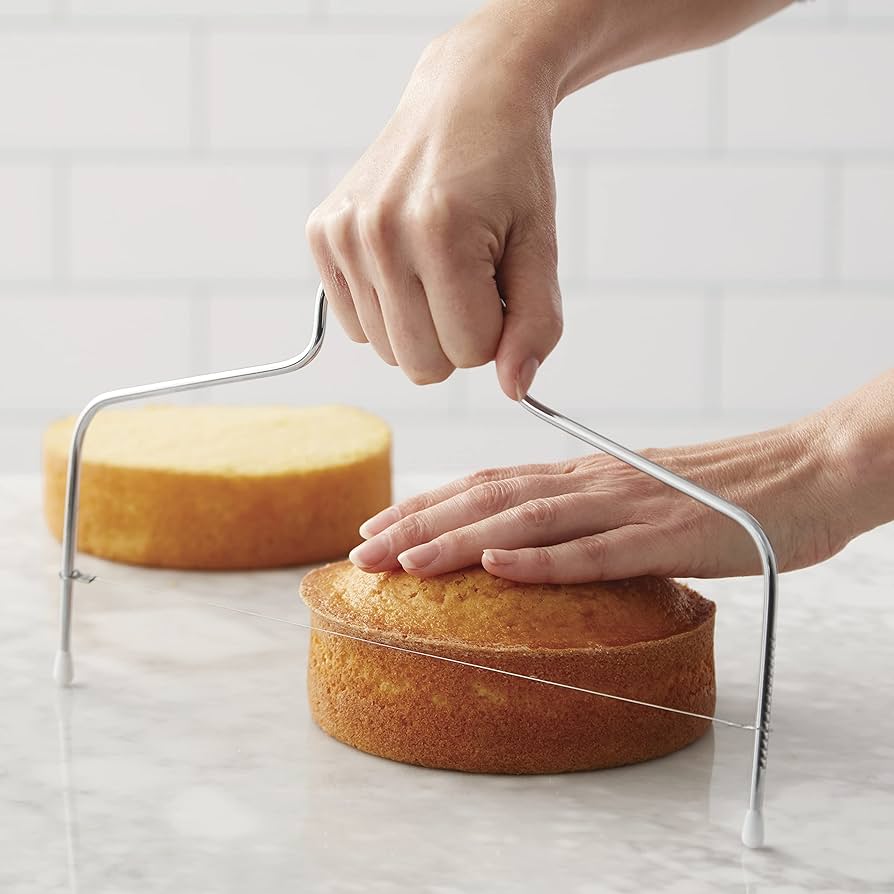 Cake Leveler Vertical