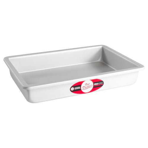 Sheet cake pan solid bottom 7x11x2