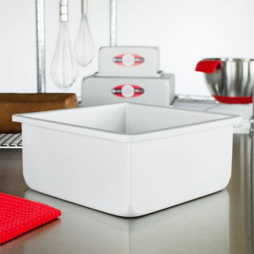 Square cake pan solid bottom 8x8x4