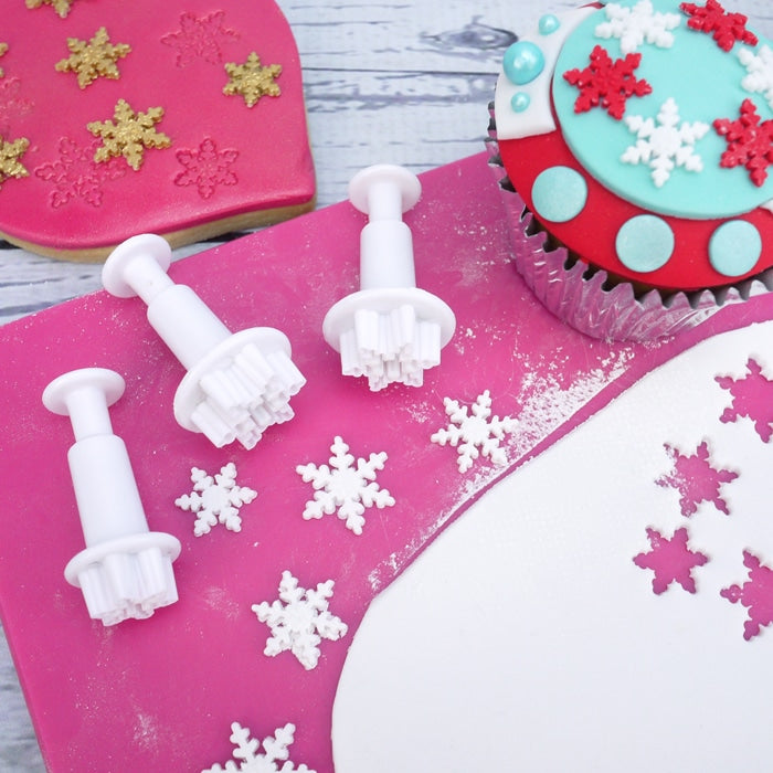 Mini Snowflake Plunger Cutter Set 3